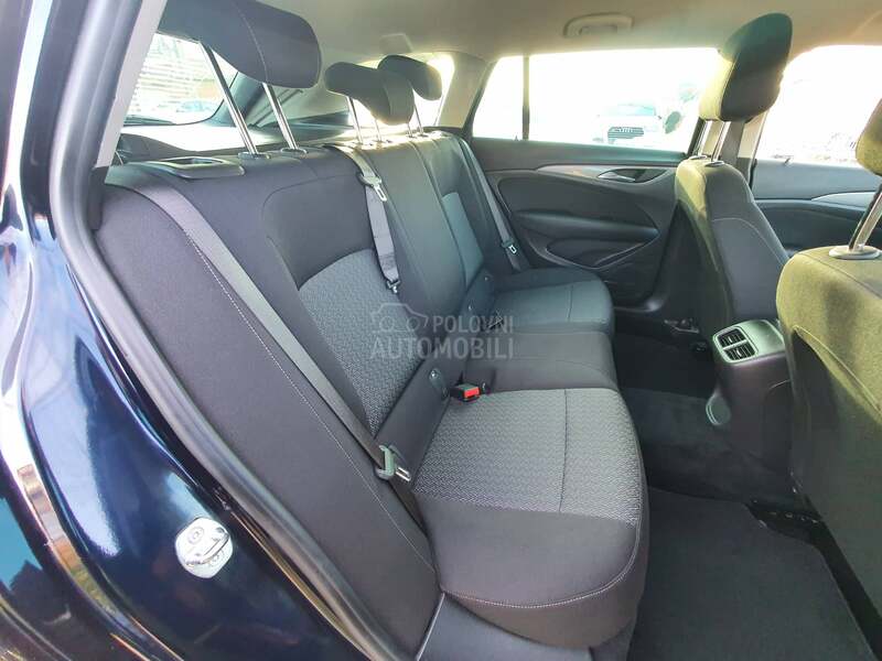Opel Insignia 1.6 D SW