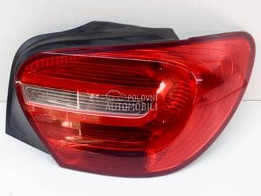 Štop svetlo desno A klasa za Mercedes Benz A 140, A 150, A 160 ... od 2012. do 2020. god.