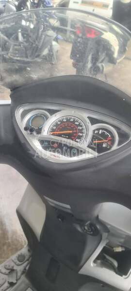 Kymco People S 250cc