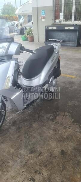 Kymco People S 250cc