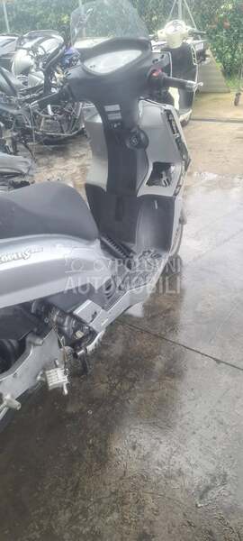 Kymco People S 250cc