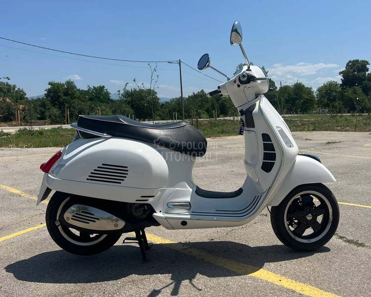 Piaggio vespa GTS super 300
