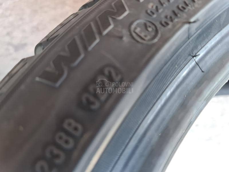 Pirelli 255/40 R20 Zimska