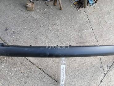 Lajsna prednjeg branika za Peugeot 206 od 1998. do 2009. god.