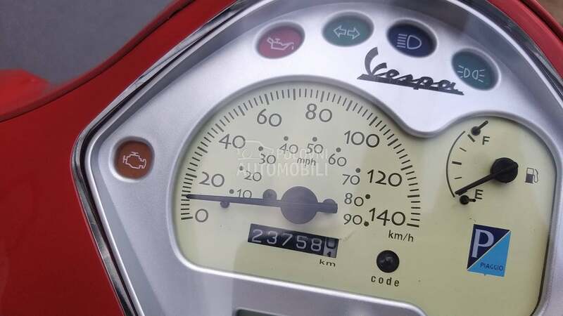 Piaggio Vespa Lx 125