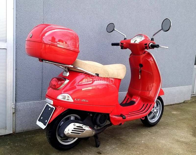 Piaggio Vespa Lx 125