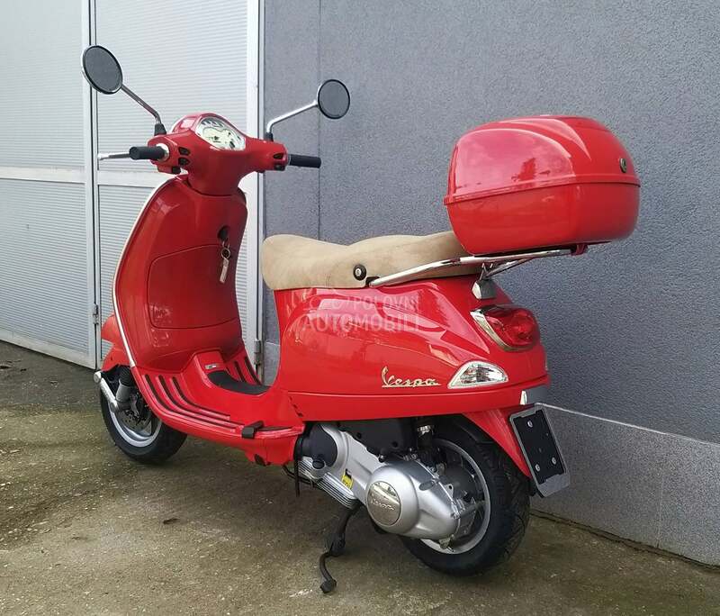 Piaggio Vespa Lx 125