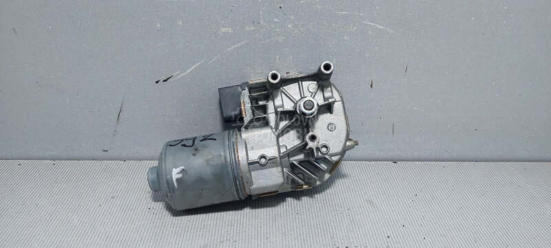 MOTORIC PREDNJEG BRISACA