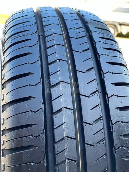 Nexen 215/70 R15 Letnja