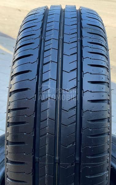 Nexen 215/70 R15 Letnja