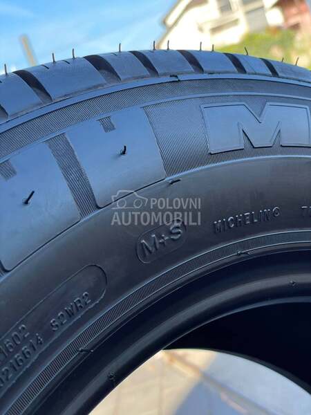 Michelin 215/65 R16 Letnja