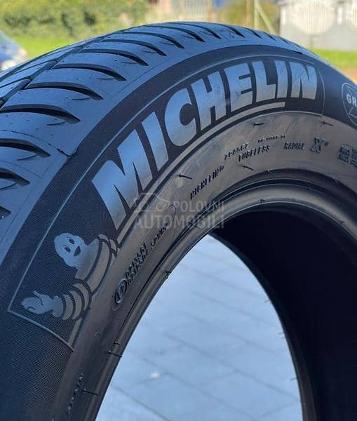 Michelin 215/65 R17 Letnja