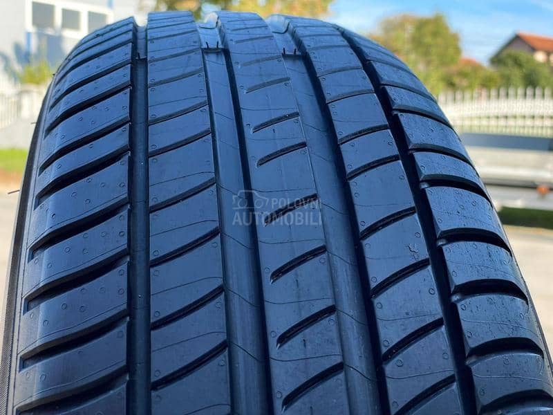 Michelin 215/65 R17 Letnja