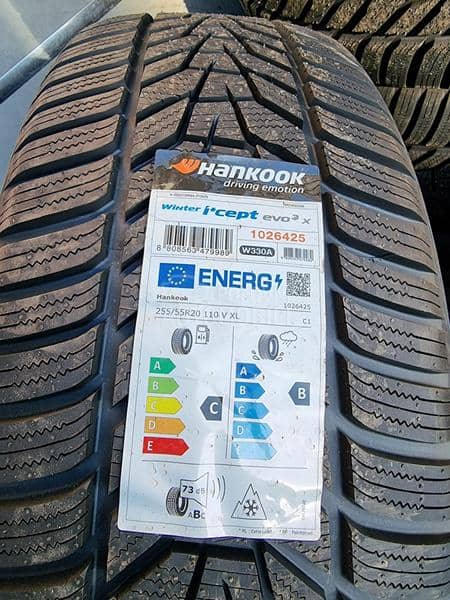 Hankook 255/55 R20 Zimska