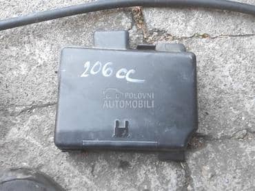 Poklopac osiguračke kutije za Peugeot 206