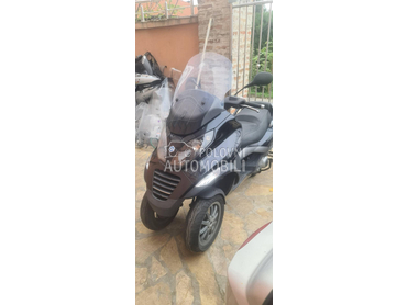 Piaggio MP3 250 ie