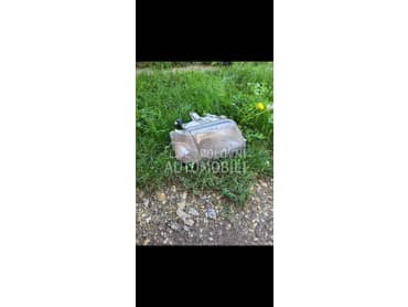 desni far za Renault Clio od 1991. do 1998. god.