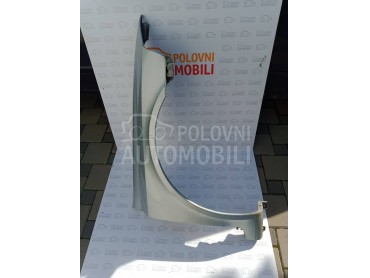 Desno krilo sivo za Renault Laguna