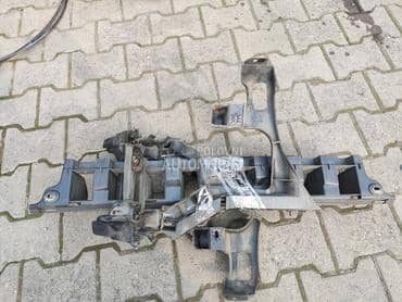 Nosaci zadnjeg branika KARAVAN za Peugeot 308