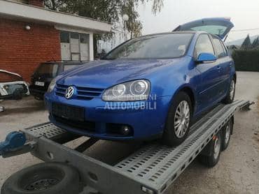 Volkswagen Golf 5 -  kompletan auto u delovima