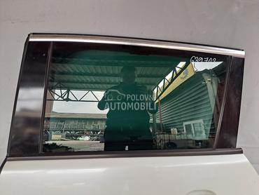 STAKLO za Peugeot 3008