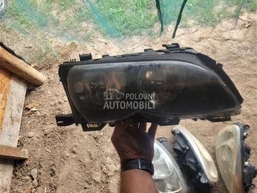 desni far e46 za BMW Serija 3 od 2002. do 2005. god.