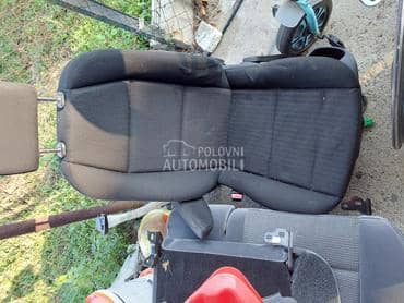 sedista za Peugeot 307