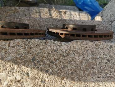 prednji diskovi za Audi A4 od 2002. do 2004. god.