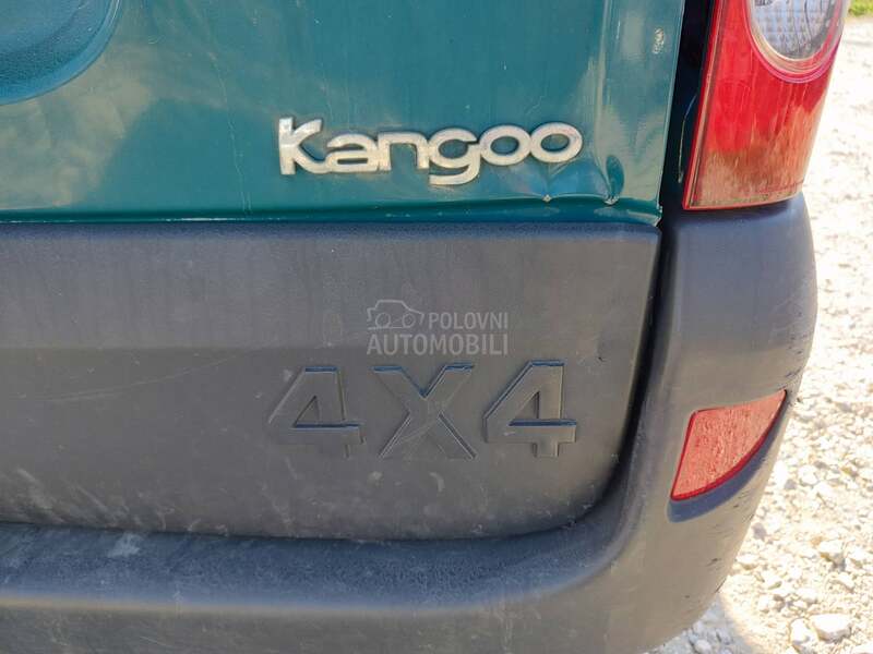 Renault Kangoo 4x4 2005. god. -  kompletan auto u delovima