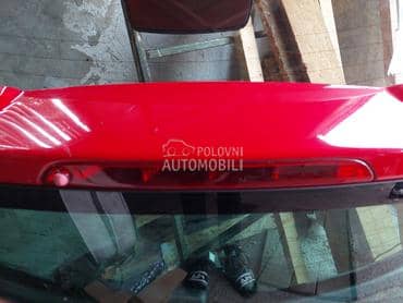 stop svetlo na gepek vratima za Suzuki Splash od 2008. do 2012. god.