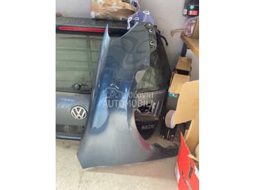 Desno krilo LC5F za Volkswagen Golf 6