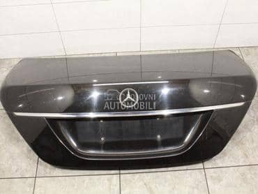 Vrata gepeka S klasa za Mercedes Benz S 320 od 2006. do 2010. god.