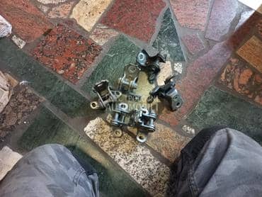 SARKE ZA VRATA I HAUBU za Škoda Fabia od 2007. do 2011. god.