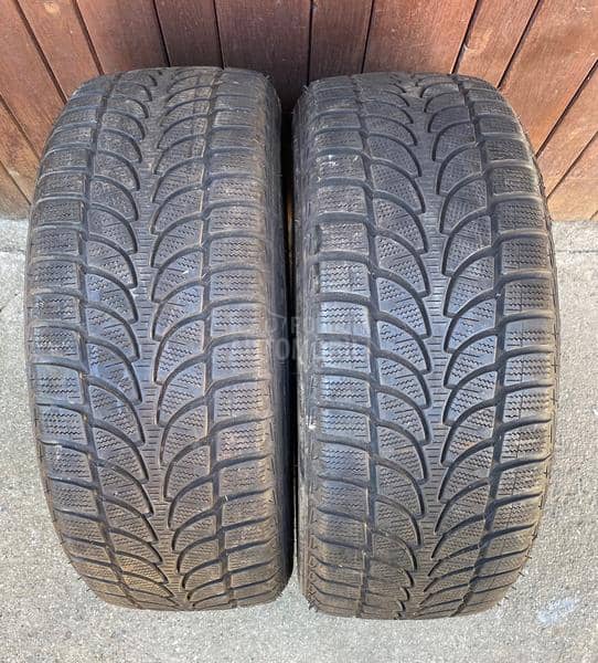 Bridgestone 235/55 R17 Zimska
