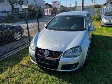 Volkswagen Golf 5 -  kompletan auto u delovima