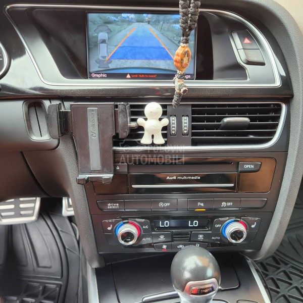 Audi A4 3XS LINE KAO N0V