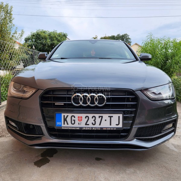 Audi A4 3XS LINE KAO N0V