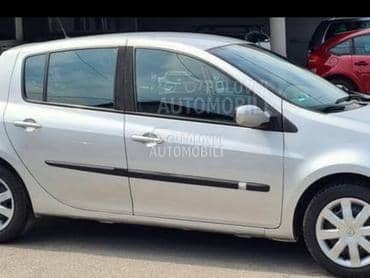 Renault Clio 2008. god. -  kompletan auto u delovima