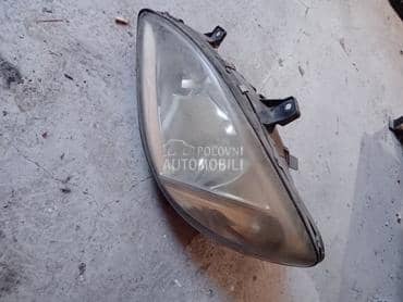 Far za mercedes vito