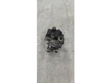 servo pumpa za Porsche Cayenne