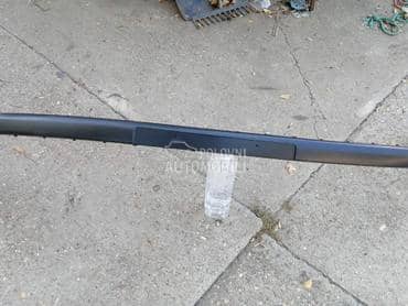 Lajsna prednjeg branika za Volkswagen Bora od 1998. do 2005. god.