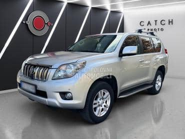 Toyota Land Cruiser 7 sedista