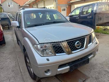 farovi za Nissan Pathfinder od 2005. do 2009. god.