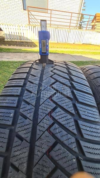 Continental 255/45 R20 Zimska