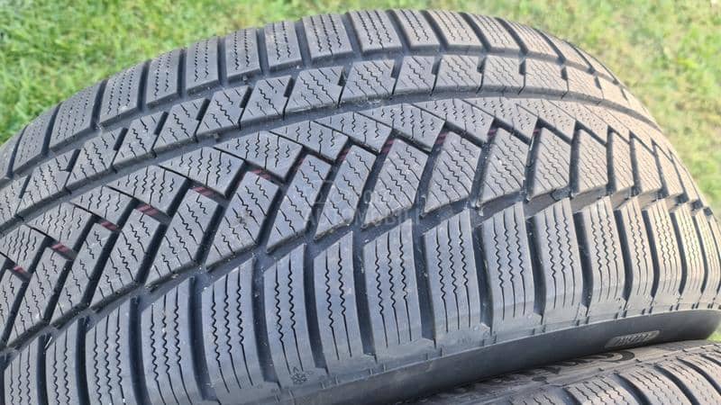 Continental 255/45 R20 Zimska