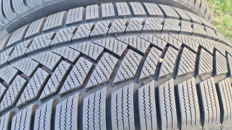 Continental 255/45 R20 Zimska