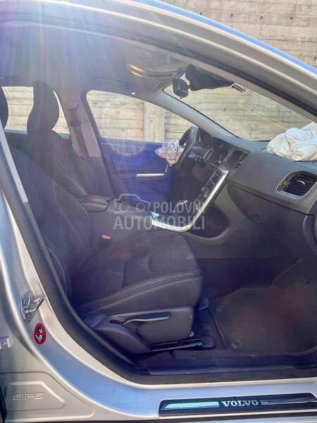 Volvo V60 D3