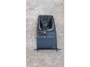 Rucica menjaca sa kozicom za Audi A6