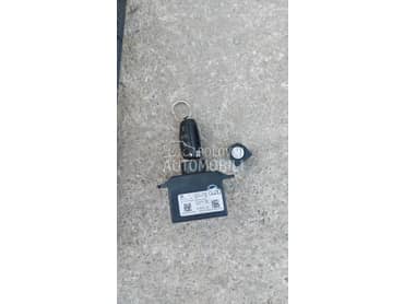 Kontakt brava sa kljucem za Audi A6 od 2004. do 2011. god.