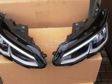 far levi desni kompletni za Volkswagen Golf 8 od 2019. do 2022. god.